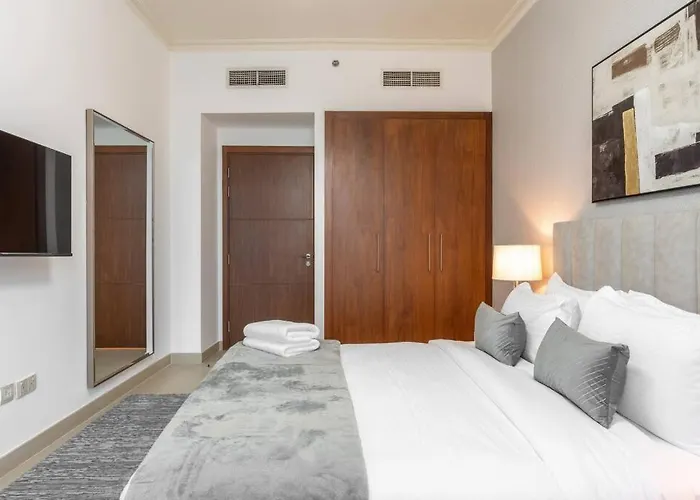 Opera Grand 3Br With Fountain Views