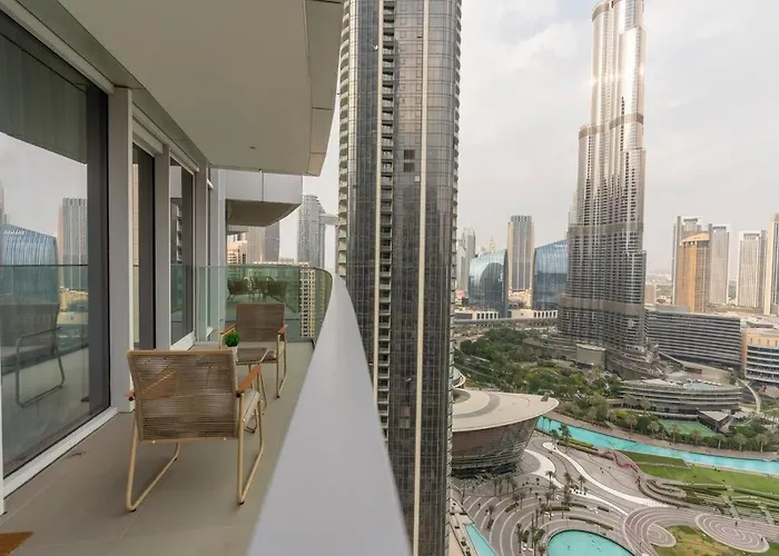 Opera Grand 3Br With Fountain Views